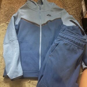 Nike Light Blue Hoodie and sweats kids large
